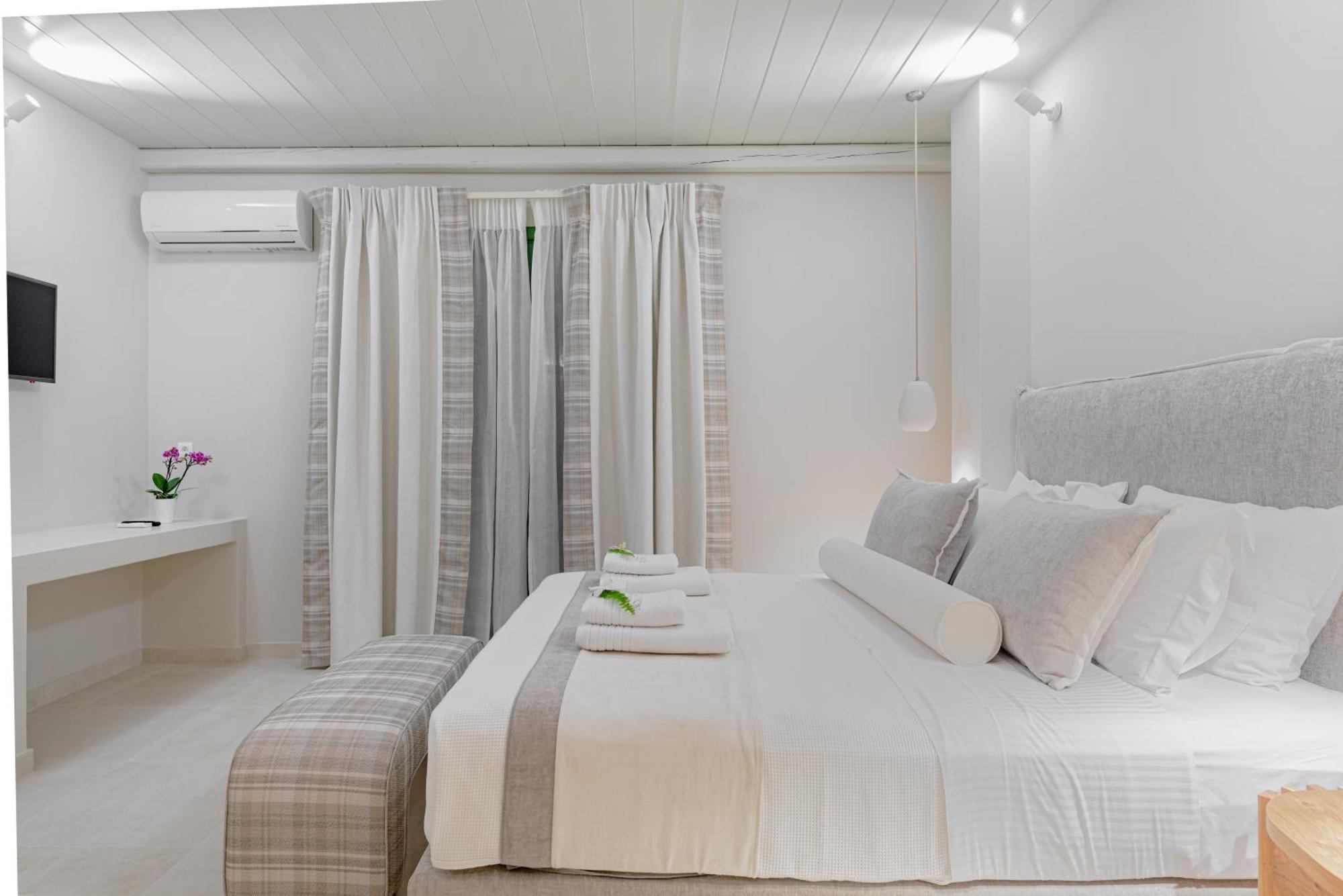 Casa Di Fiori Andros Suites Buitenkant foto